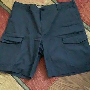 IZOD shorts size 36 good condition b39 760